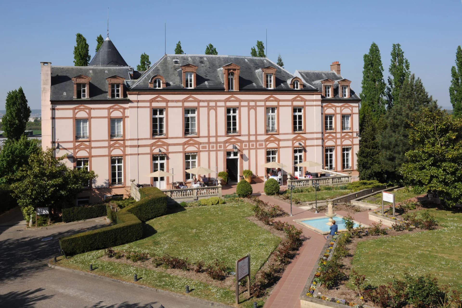 Photo 1 de Maisons de Famille Château de Chambourcy, EHPAD à Chambourcy